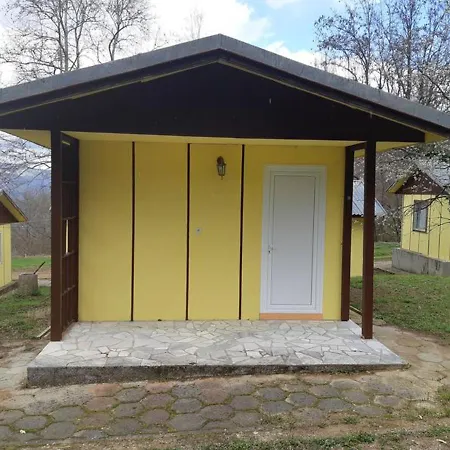 Ideal Bungalow For 2 Or 3 Guests Surrounded By A Lovely Garden 3*